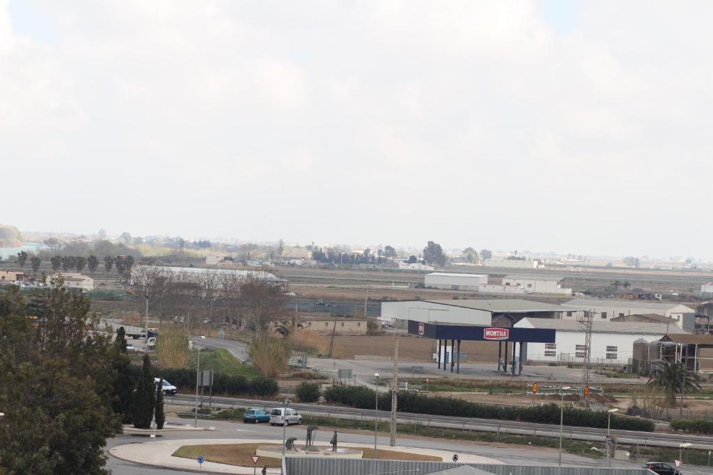 Hotel Ciutat D'אמפוסטה מראה חיצוני תמונה